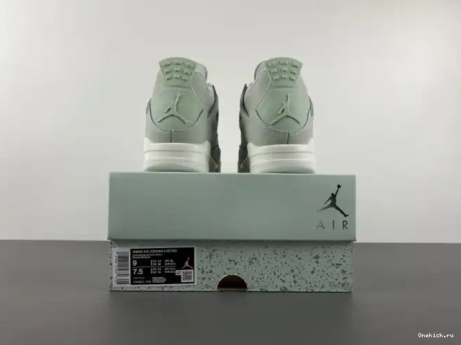 One Kick 4 (W) HV0823-003 Jordan Air Seafoam 0616